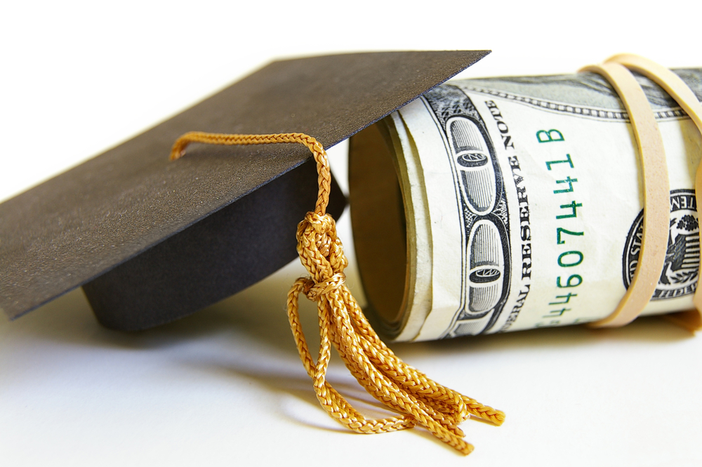 Asymmetric Information and Student Loan Responsibility