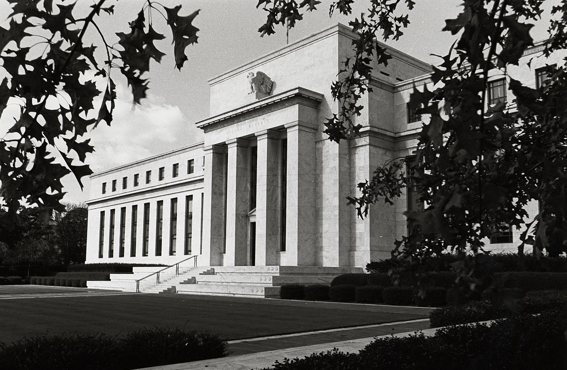 Did the Fed cause the banking crisis?