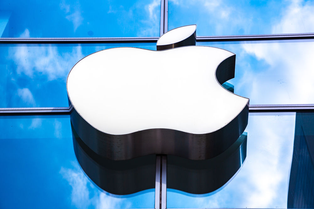 Apple Endorses Bill to Hobble Smaller Competitors